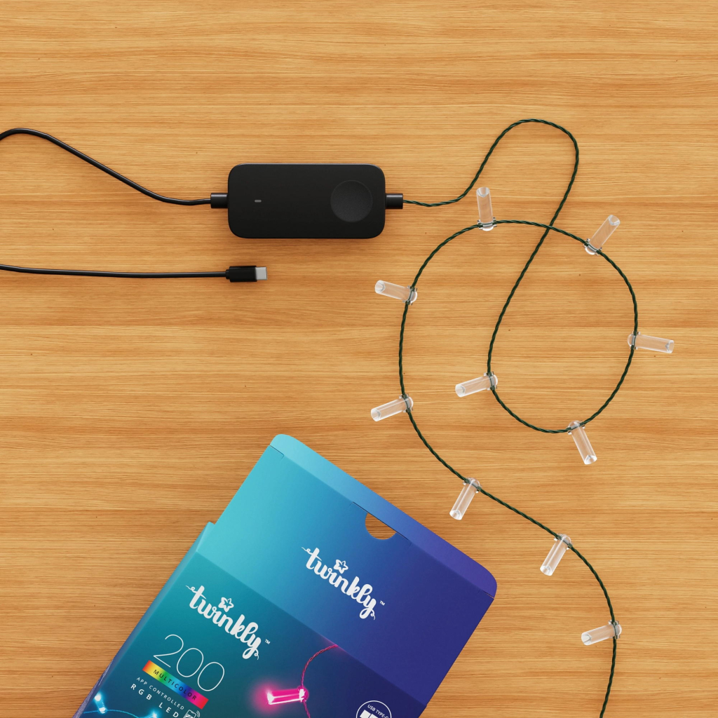 Гірлянда Twinkly Smart LED Strings USB 200 Candle-shaped RGB LEDs, Green Wire, USB-C 12м (TWKC200RGB-G) - зображення 2