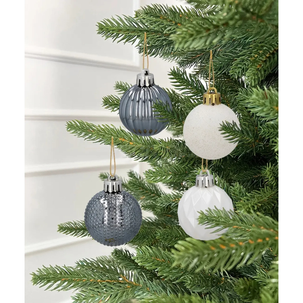 Ялинкова іграшка Chomik пластикові кульки 16 шт, 4 см, сріблясті і біли (5900779877351_3) - зображення 7
