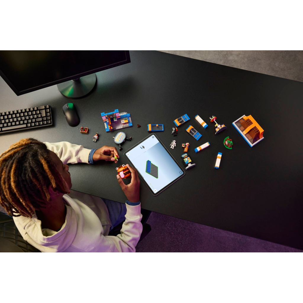 Конструктор LEGO Fortnite Durrr Burger ресторан (77076) - зображення 11