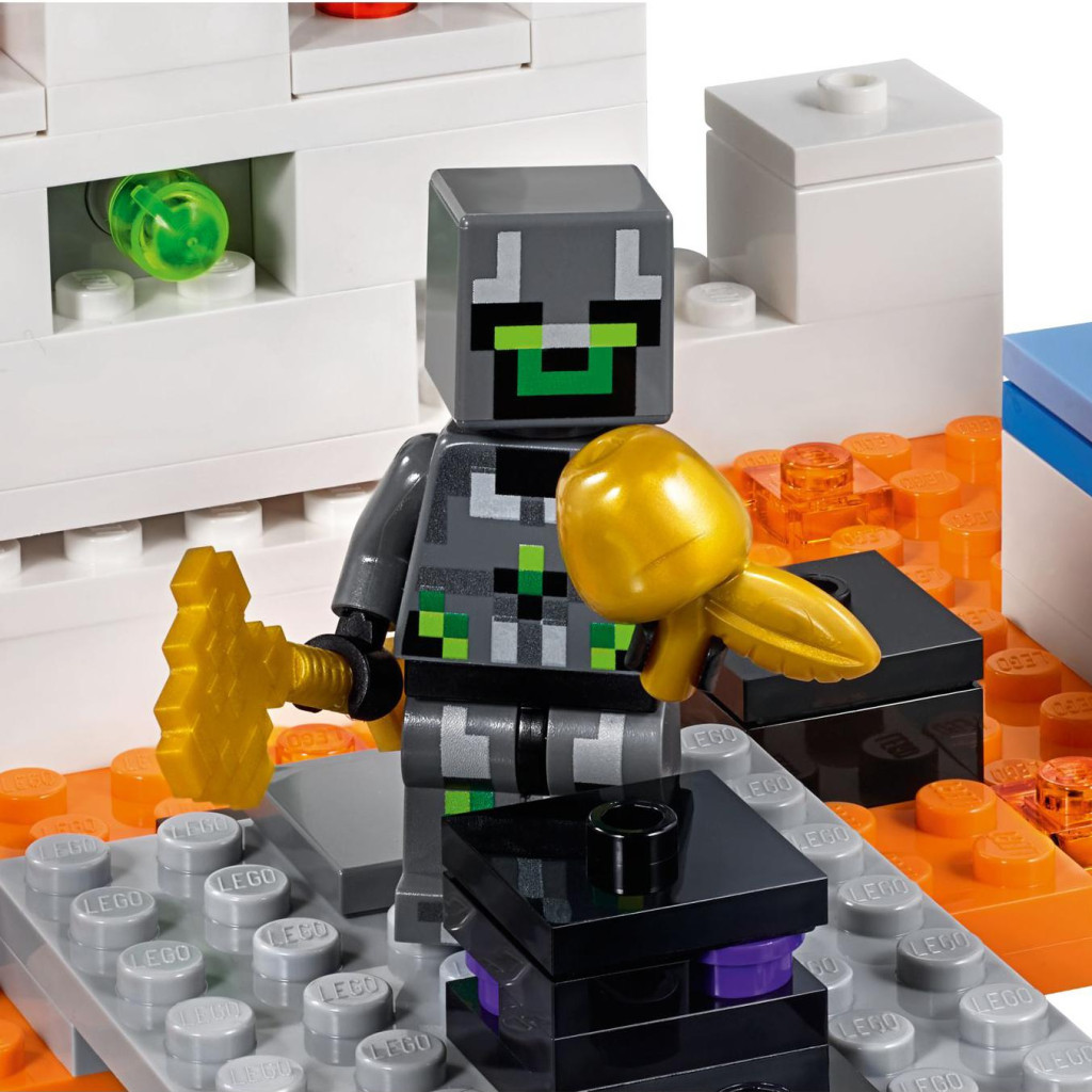 Конструктор LEGO Арена-череп 198 деталей (21145) - зображення 4