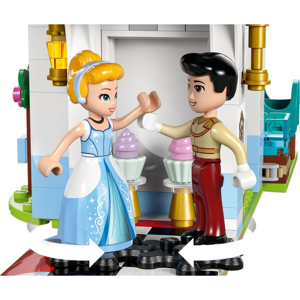 Конструктор LEGO Disney Princess Замок Попелюшки й карета (43275) - зображення 4