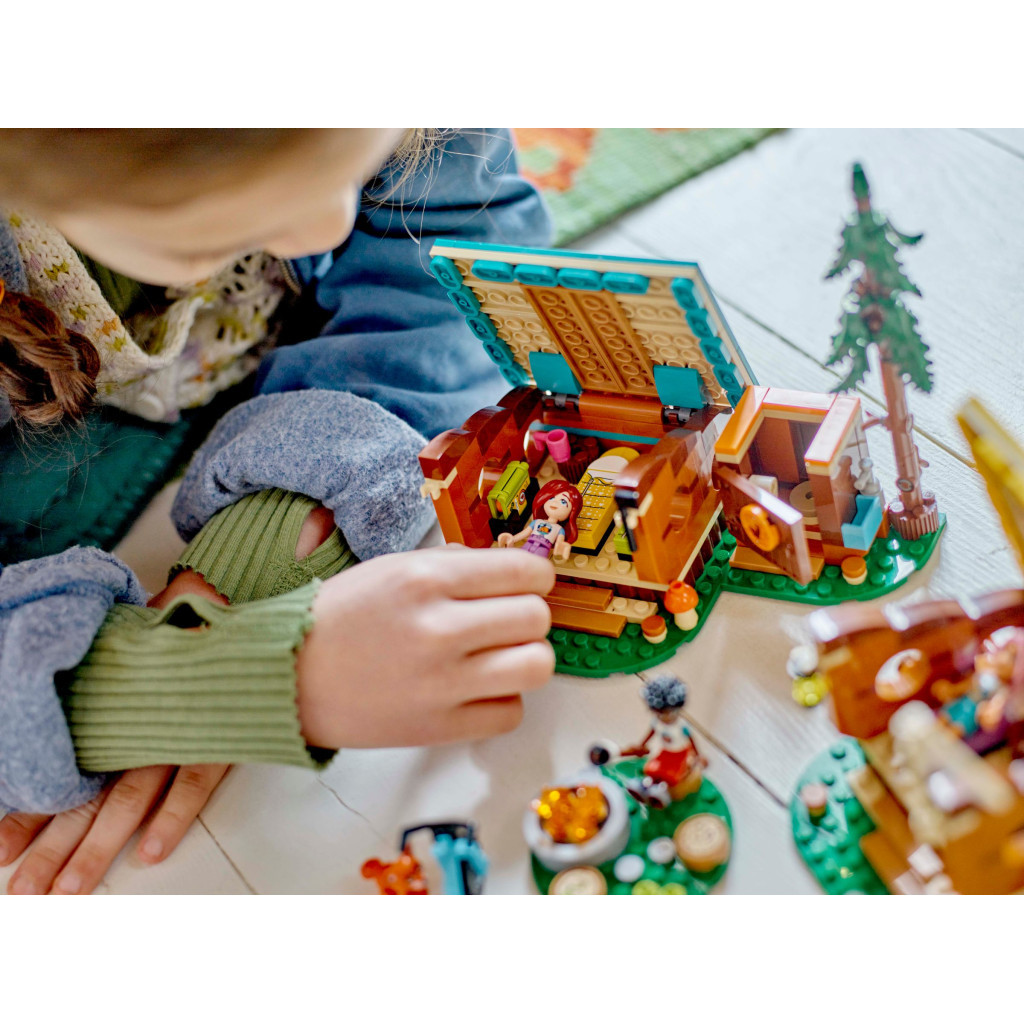Конструктор LEGO Friends Затишні хатинки у пригодницькому таборі (42624) - зображення 9