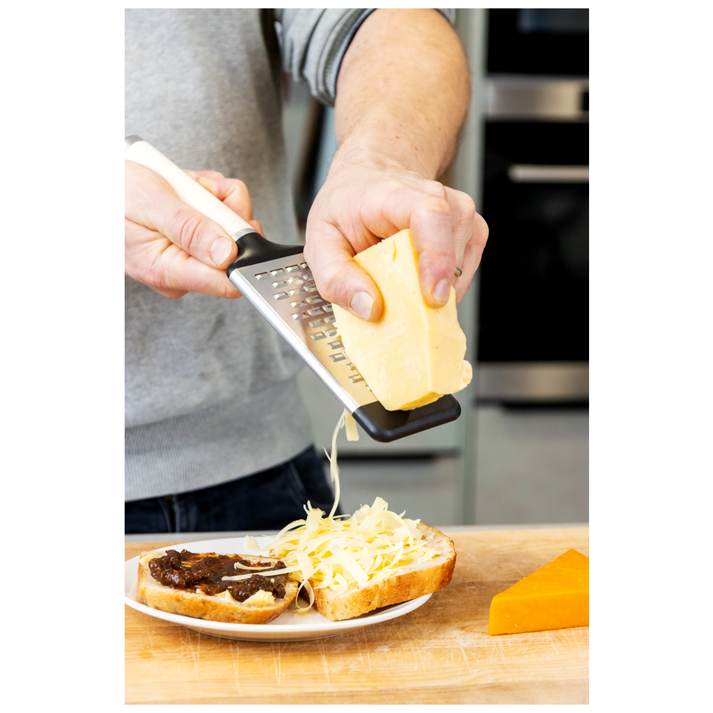 Терка KitchenAid Coreline, 29,6 см, з чохлом, кремова (KAG320OHACE) - зображення 6