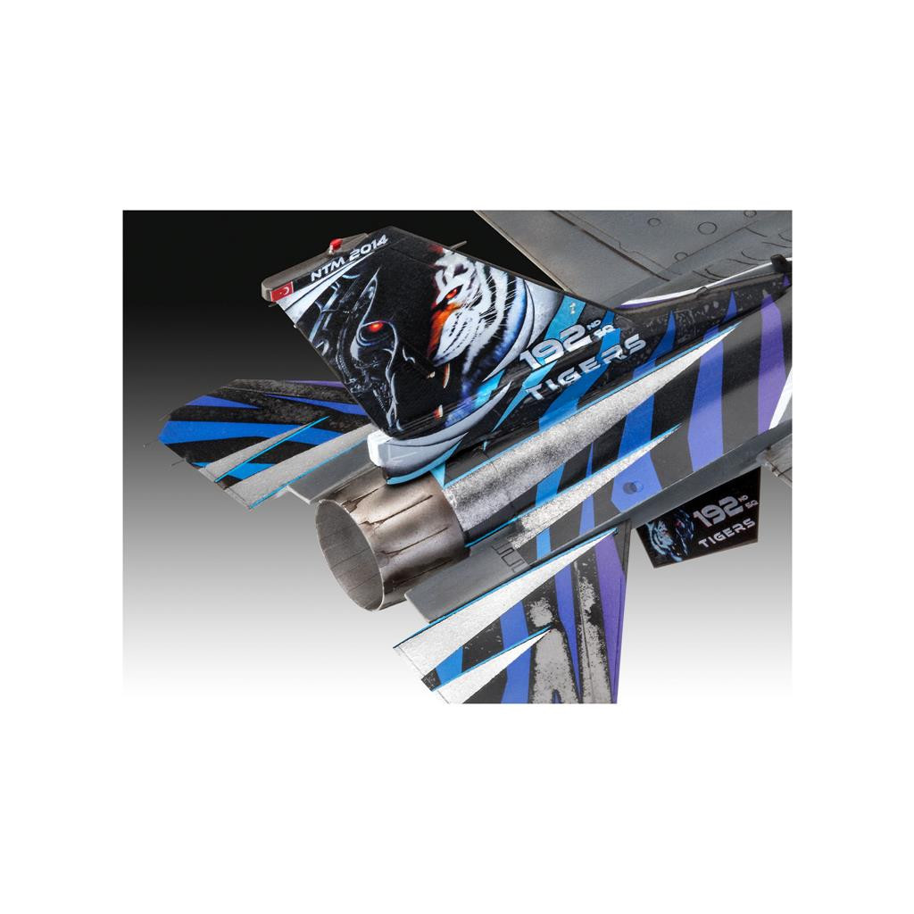 Збірна модель Revell набір Літак F-16D Tigermeet 2014 рівень 4, 1:72 (RVL-63844) - зображення 6