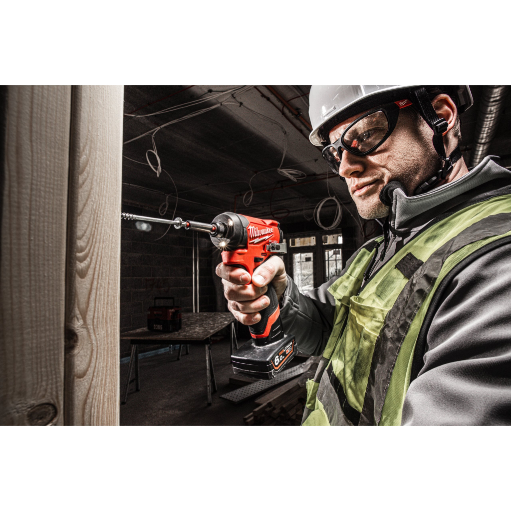 Шуруповерт Milwaukee M12 FID2-202X, 2x2Ah, кейс (4933479877) - изображение 9