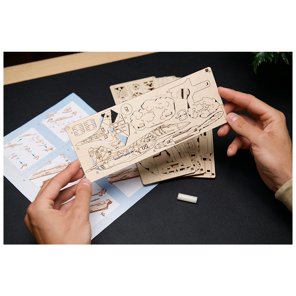 Конструктор Ugears Привид Києва атакує (6337398) - зображення 6