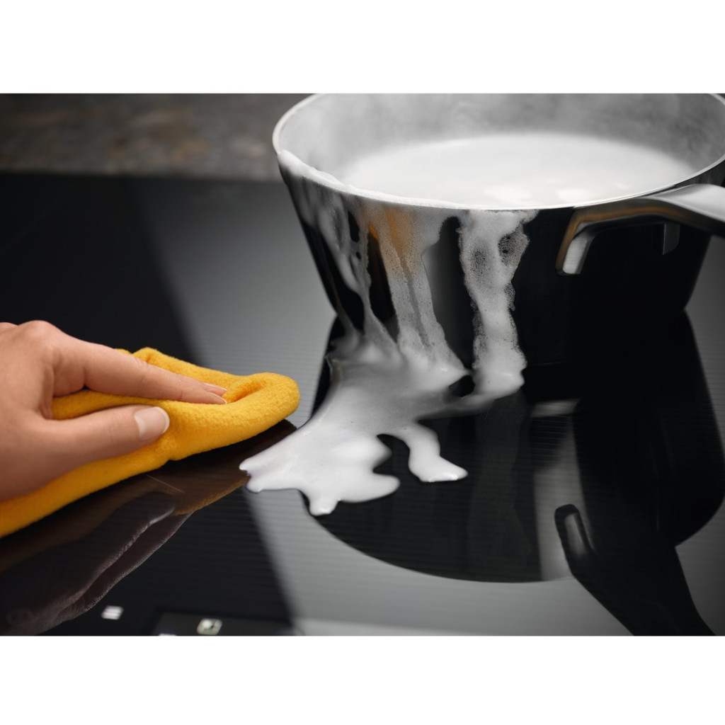 Варочна поверхня Electrolux EIS6648 - зображення 9