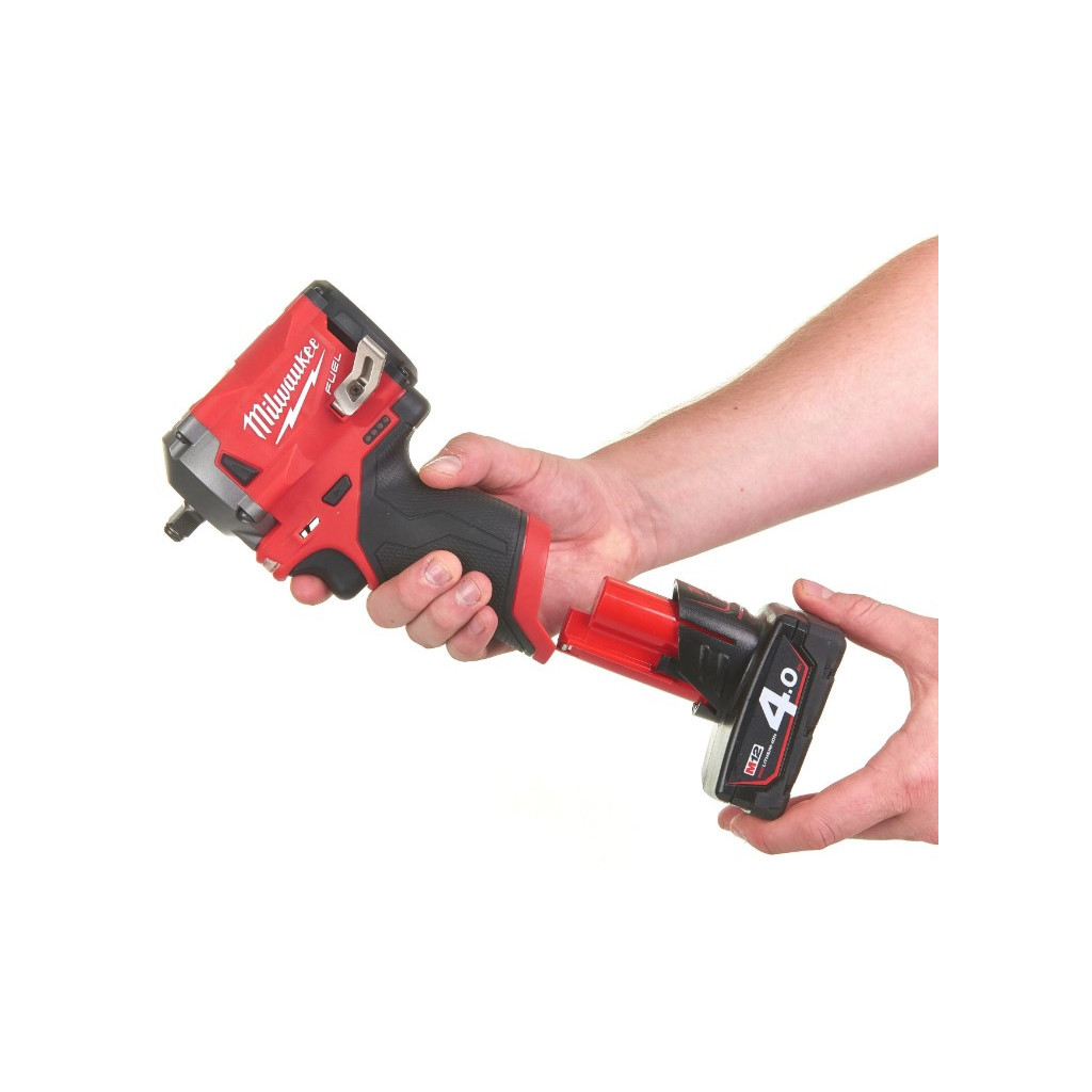 Гайковерт Milwaukee 3/8", M12 FIW38-0, 339 Нм (без АКБ та ЗП) (4933464612) - изображение 6