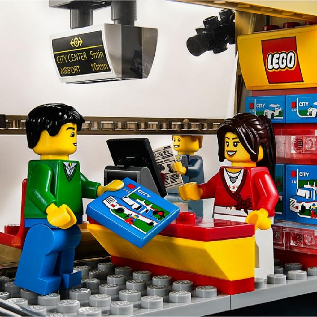 Конструктор LEGO City Залізнична станція (60050) - зображення 7
