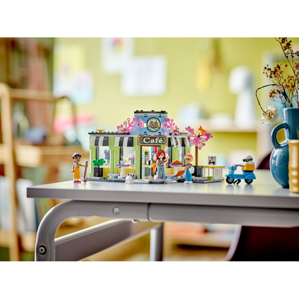 Конструктор LEGO Friends Кав'ярня Хартлейк-Сіті (42618) - зображення 11