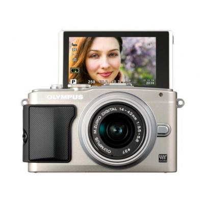 Цифровий фотоапарат Olympus E-PL5 DZK 14-42 mm + 40-150 mm silver (V205042SE020) - зображення 2