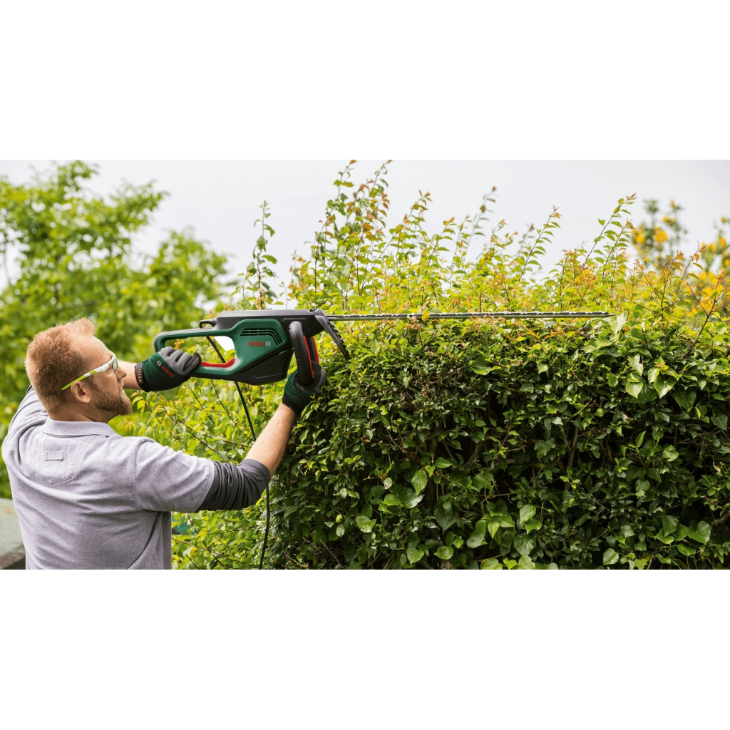 Кущоріз Bosch AdvancedHedgeCut 70 500Вт, 70см, крок різу 34мм, 4.1 кг (0.600.8C0.903) - зображення 4