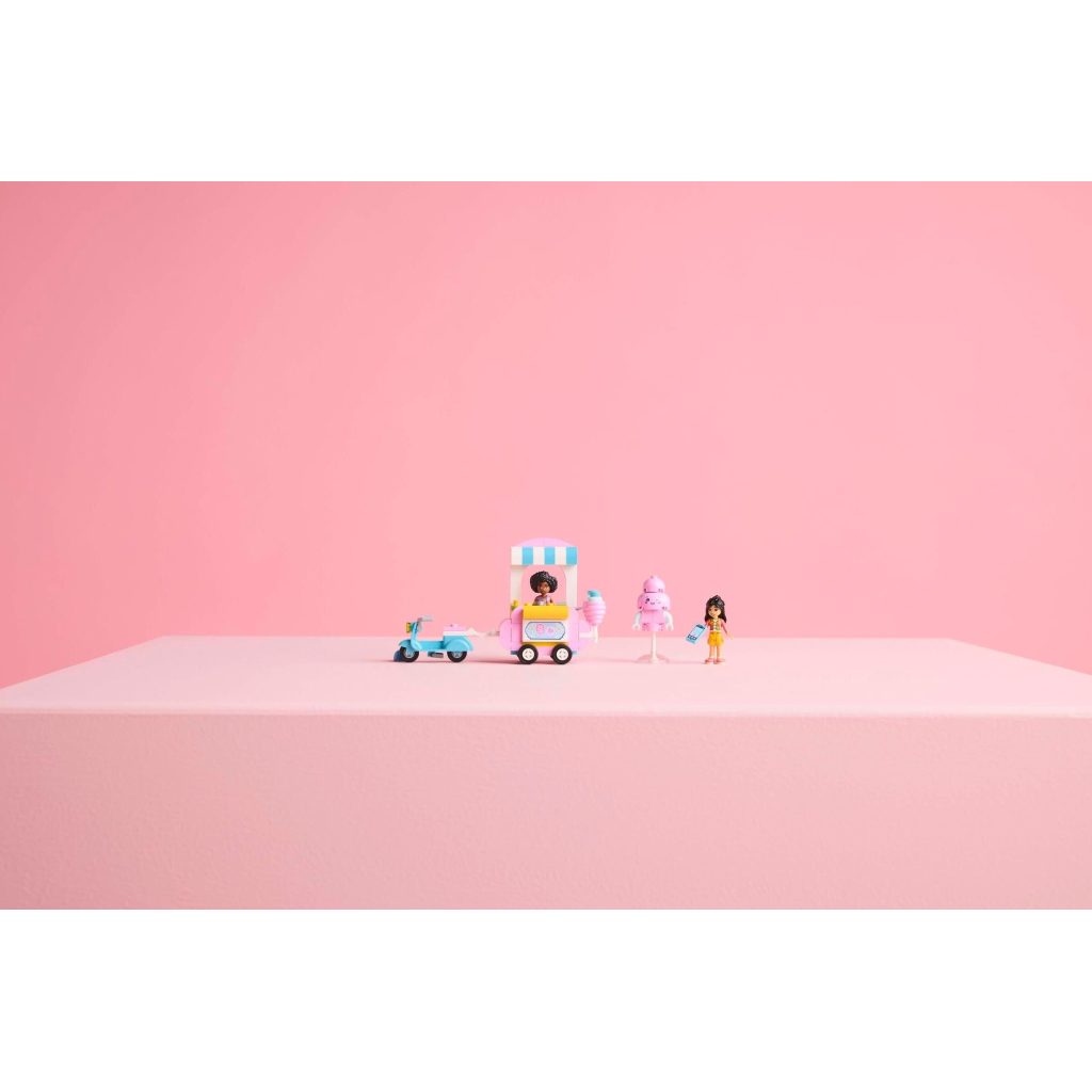Конструктор LEGO Friends Ятка із солодкою ватою та скутер (42643) - зображення 10