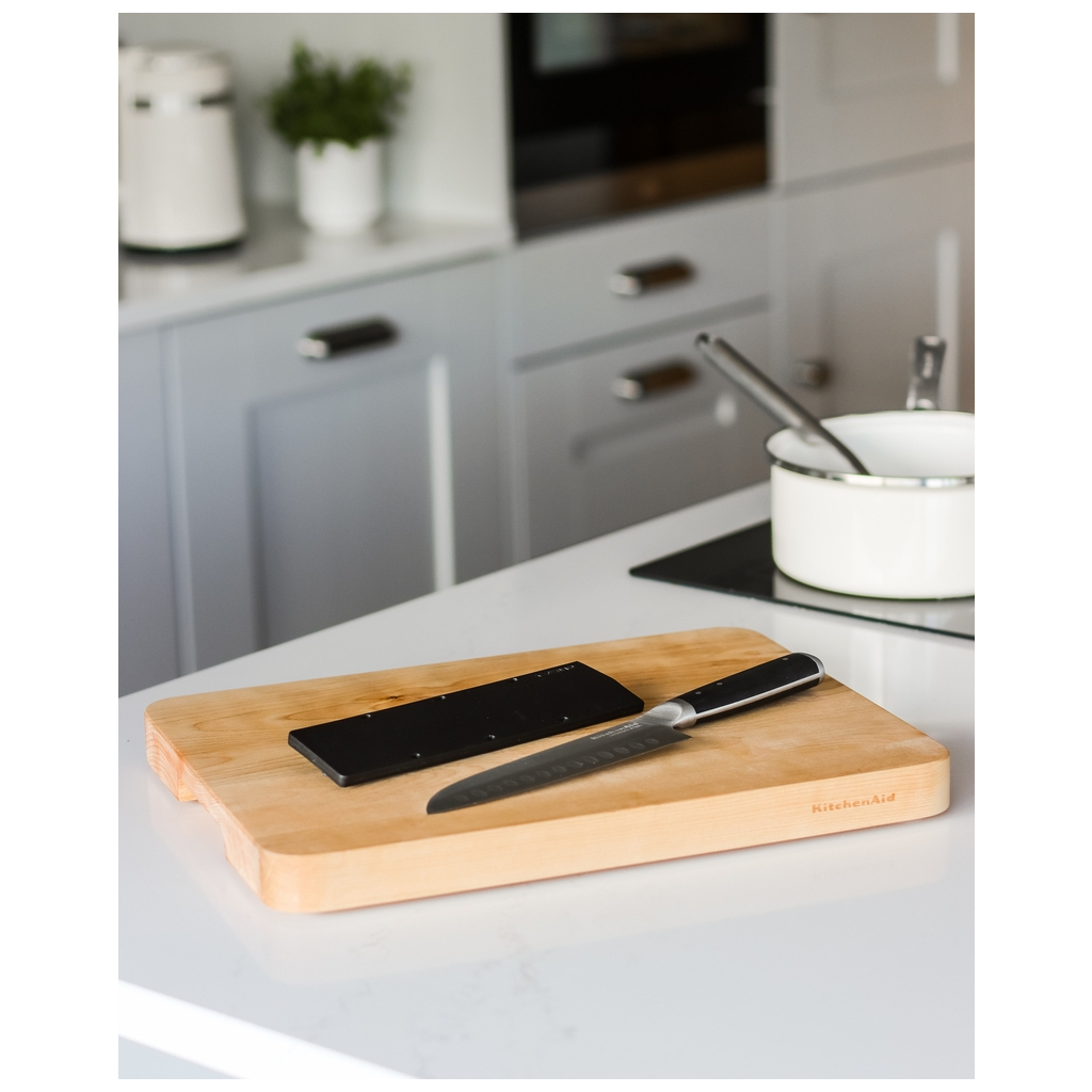 Кухонний ніж KitchenAid Coreline Сантоку з захисним чохлом для леза, 18 см (KOG7IKSSOHOBA) - изображение 7