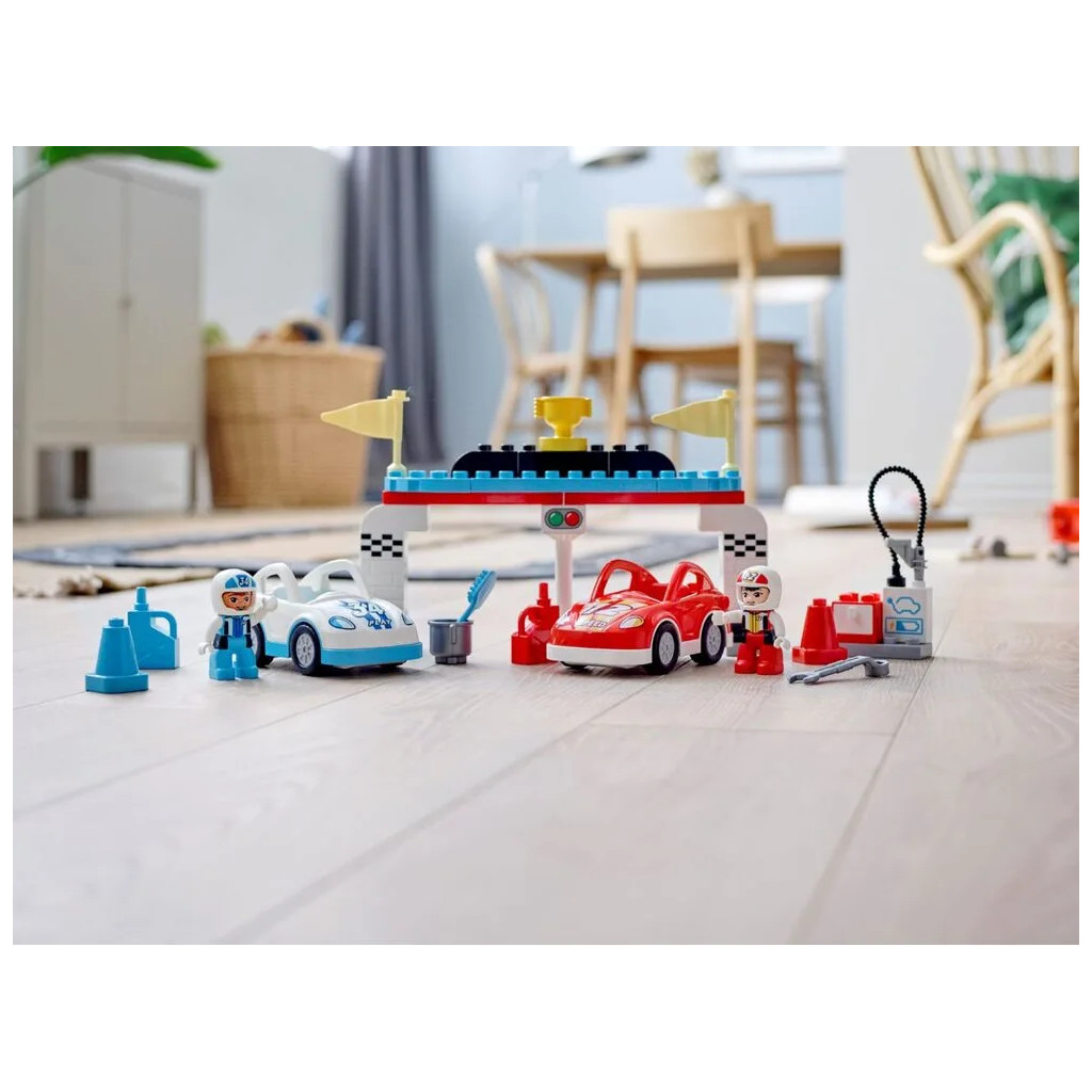 Конструктор LEGO Duplo Гоночні машини 44 деталі (10947) - зображення 2
