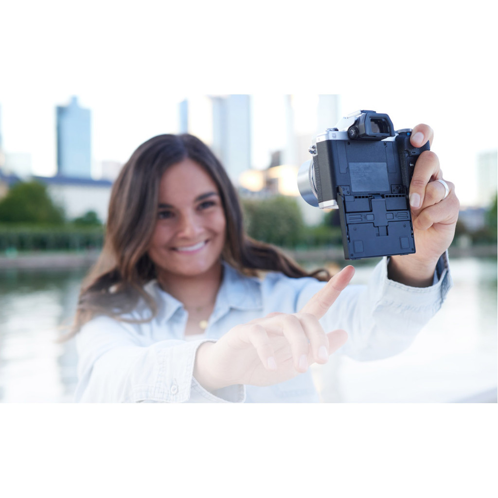 Цифровий фотоапарат Olympus E-M10 mark IV Pancake Zoom 14-42 mm Kit silver (V207132SE000) - зображення 10