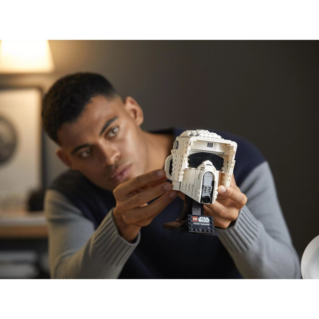 Конструктор LEGO Star Wars Шолом піхотинця-розвідника 471 деталь (75305) - зображення 5