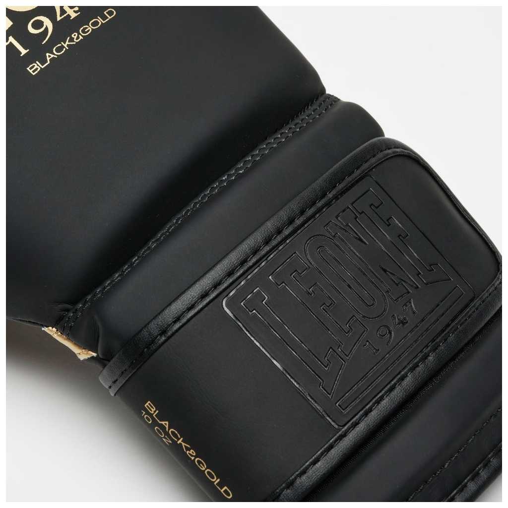 Боксерські рукавички Leone GN059D Black/Gold 10 унцій (GN059D_Bl/Gold_10oz) - зображення 8