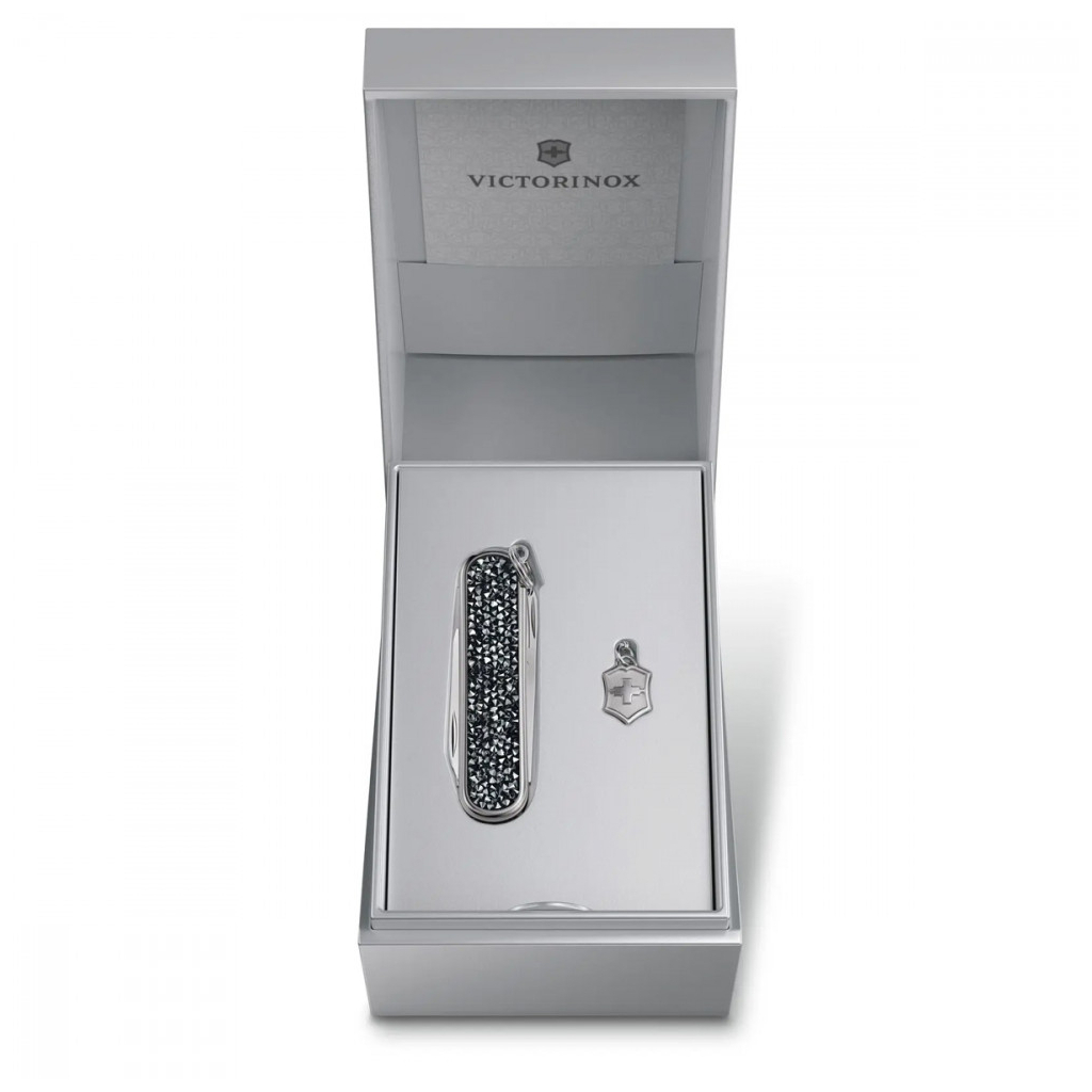 Ніж Victorinox Classic SD Brilliant Crystal + брелок-лого (0.6221.35) - зображення 7