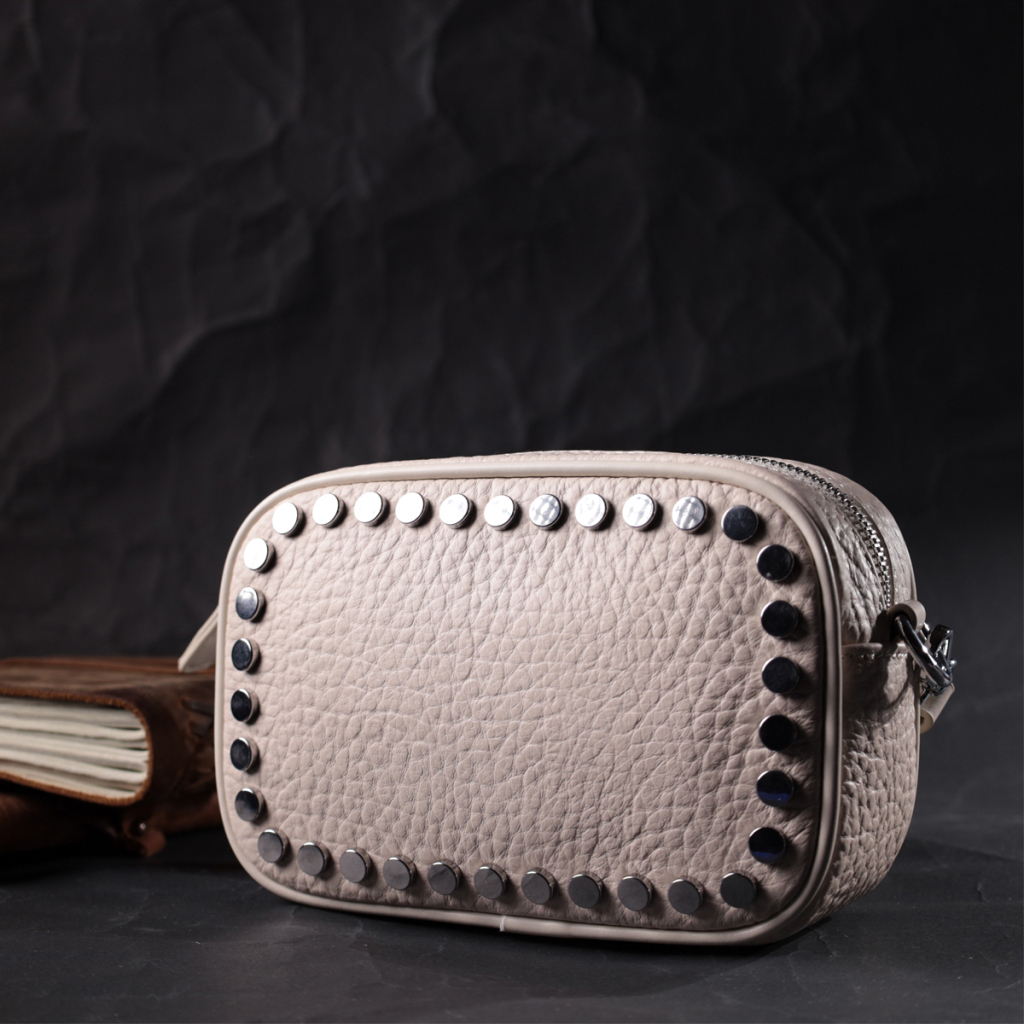 Сумка Vintage Шкіряна декорована металевими кнопками Біла (22334) - зображення 8