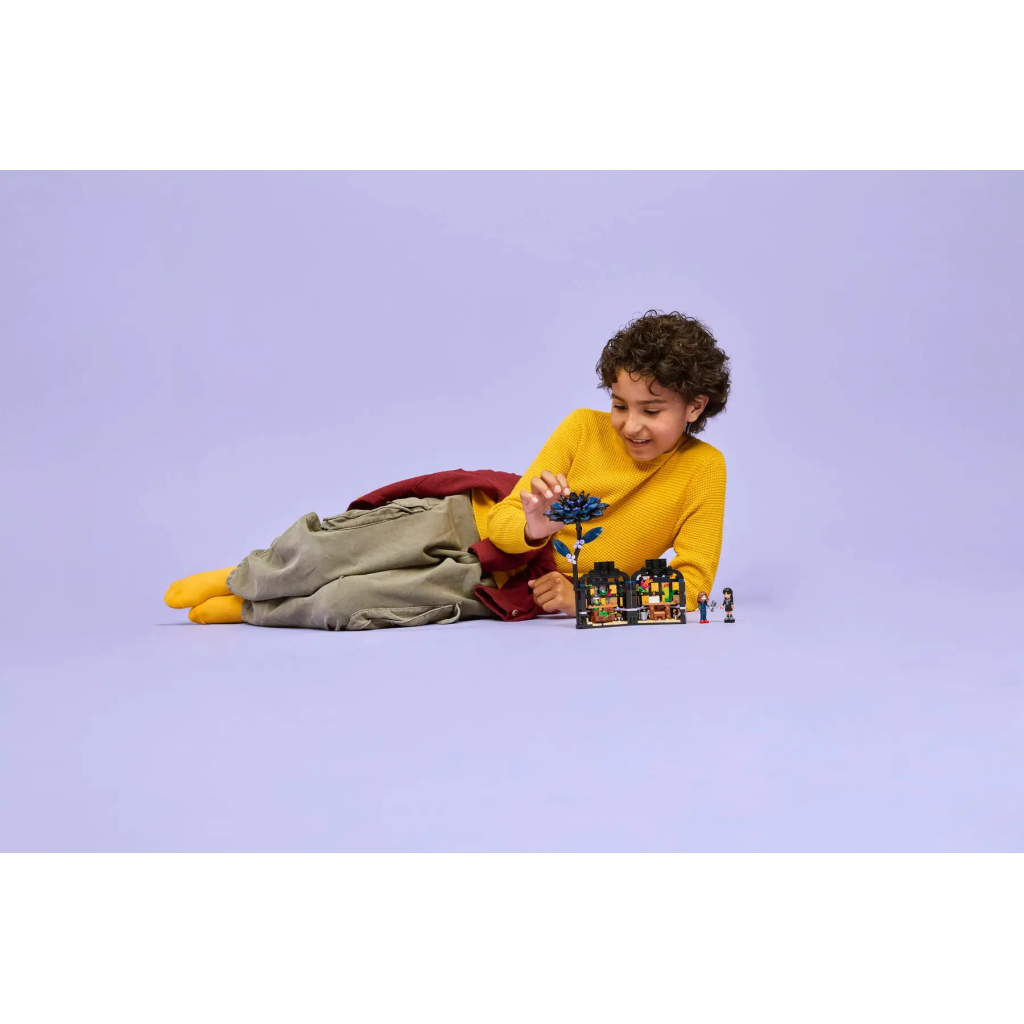 Конструктор LEGO Wednesday Квітка чорної жоржини (76784) - зображення 11