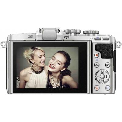 Цифровий фотоапарат Olympus E-PL7 14-42 mm Pancake Zoom Kit silver (V205073SE001) - зображення 4