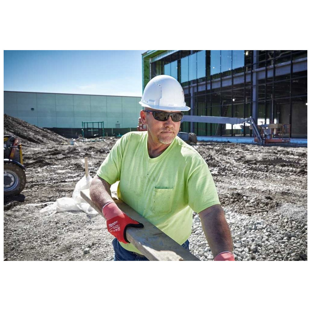 Захисні окуляри Milwaukee PERFORMANCE з покриттям AS/AF, затемнені (4932471884) - изображение 6