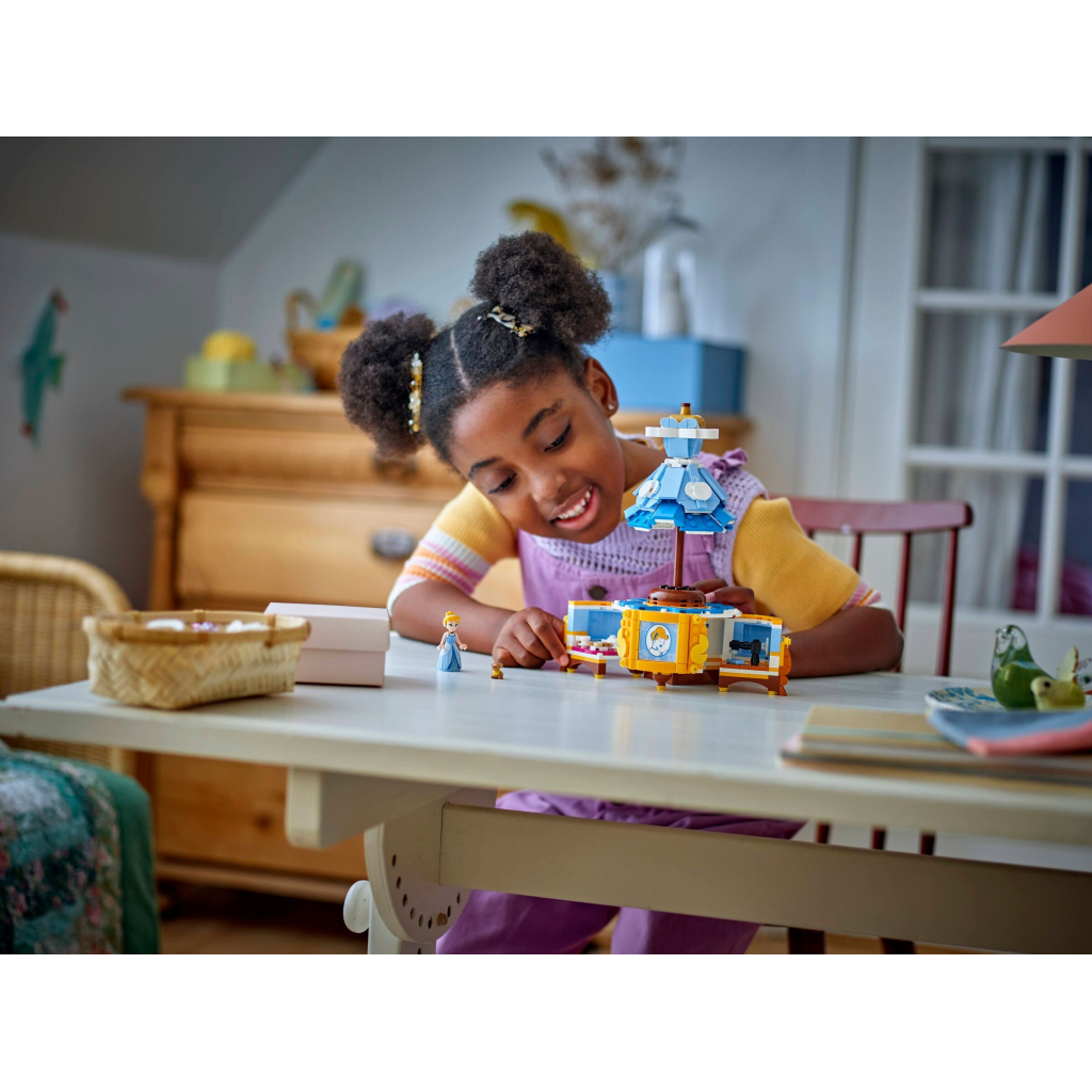 Конструктор LEGO Disney Princess Сукня Попелюшки (43266) - зображення 9