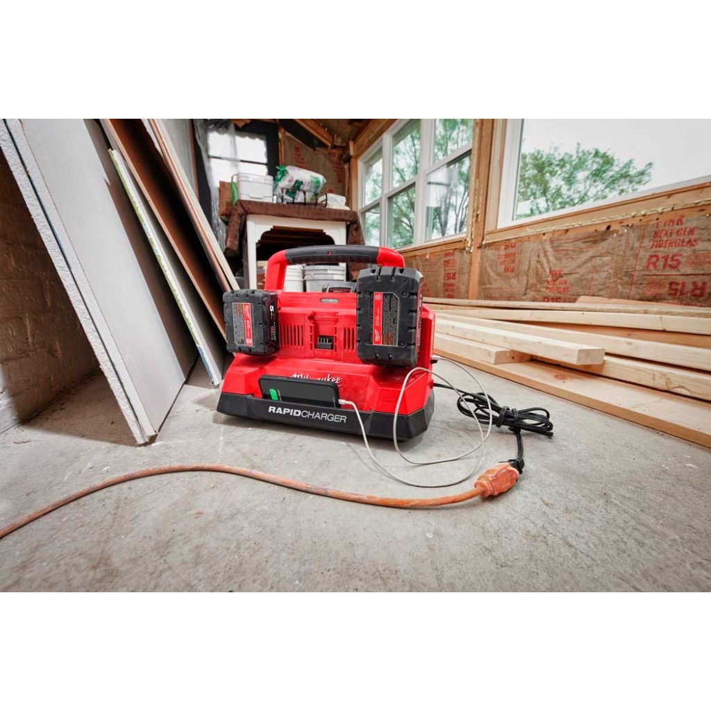 Зарядний пристрій для акумуляторів інструменту Milwaukee M18 PC6 EU (4932480162) - зображення 11