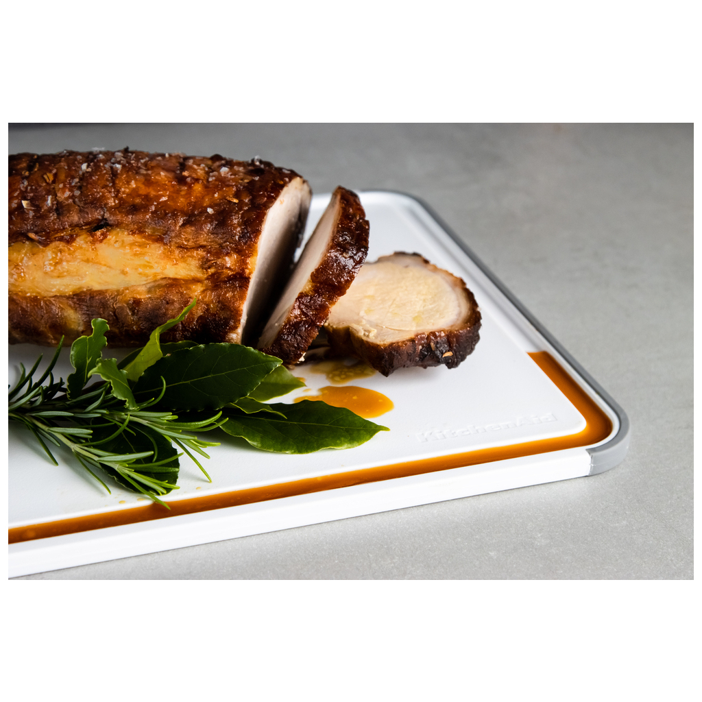 Дошка для нарізання KitchenAid Universal, двостороння, 35,5 х 28 х 1 (KEG700NOSMGA) - зображення 6