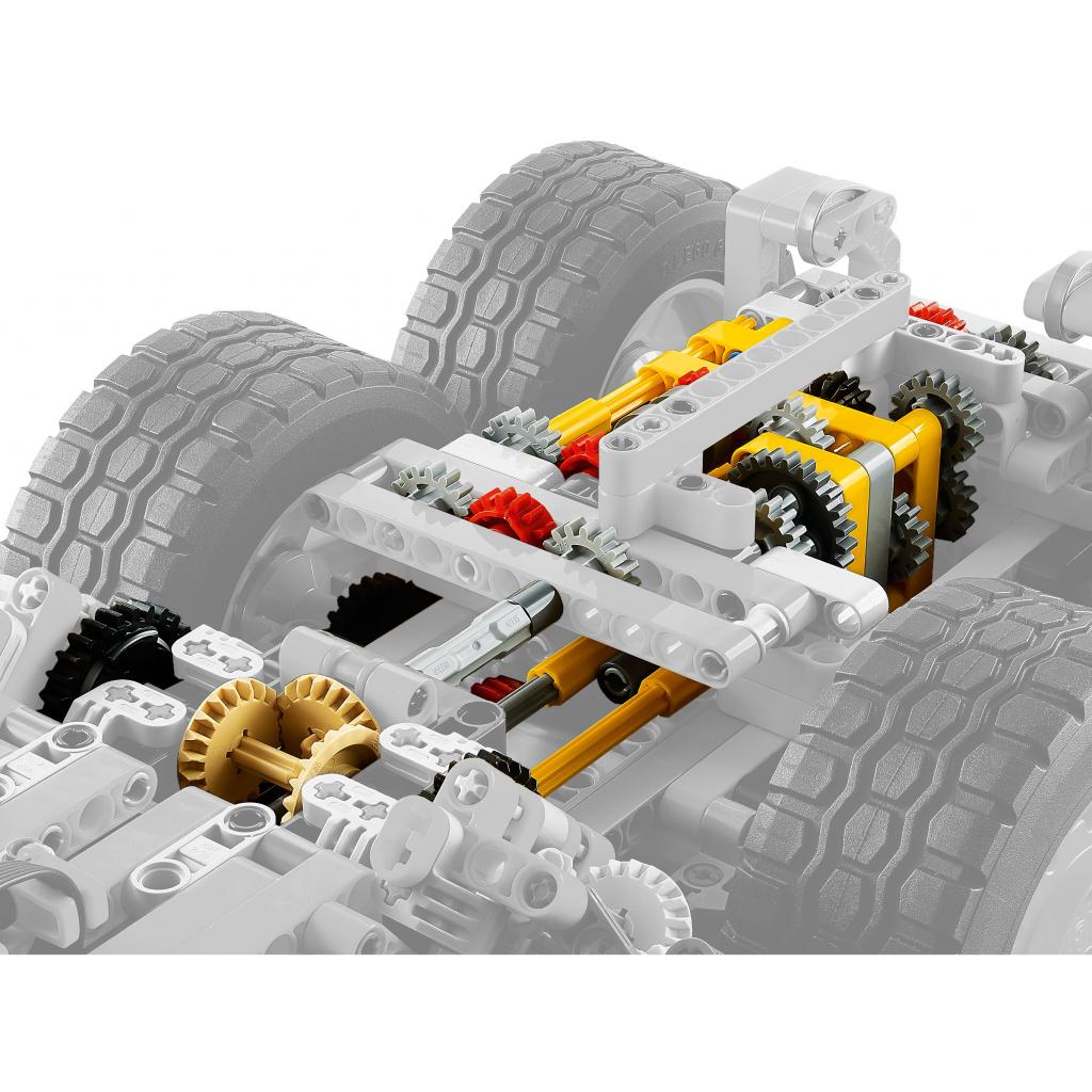 Конструктор LEGO Technic Самоскид Volvo 6 х 6 2193 деталі (42114) - зображення 8