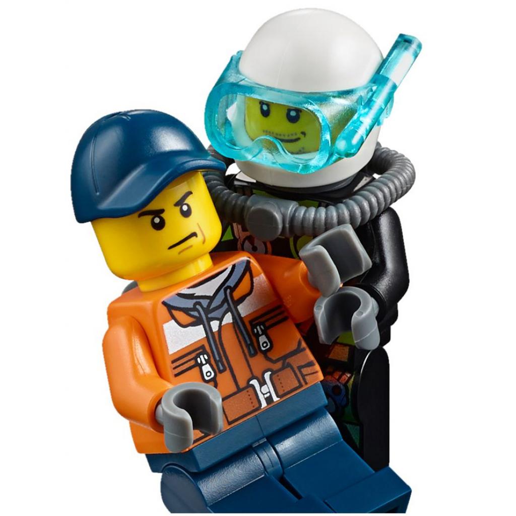 Конструктор LEGO City Fire Набір для початківців Пожежна охорона (60106) - зображення 5