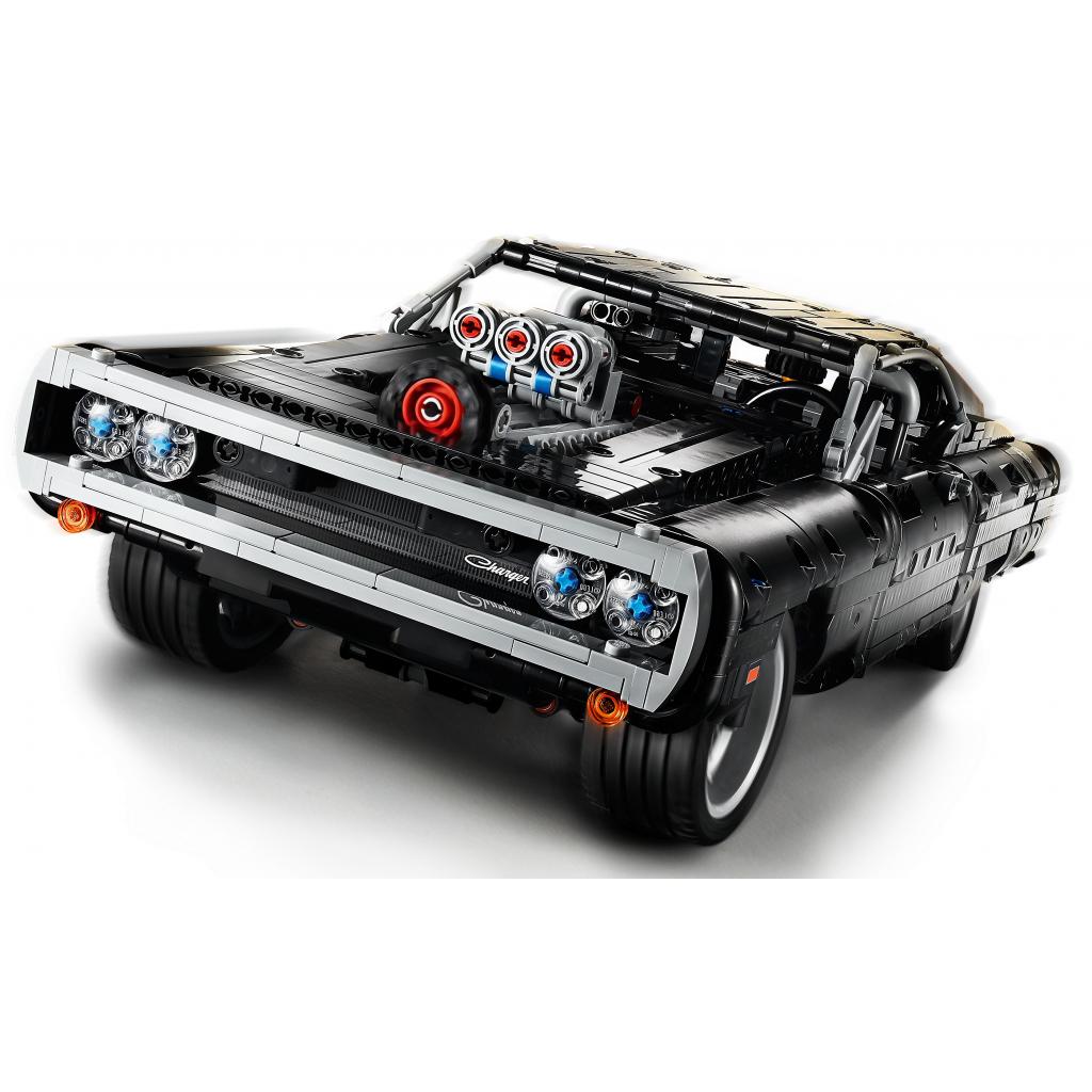 Конструктор LEGO Technic Dodge Charger Домініка Торетто 1077 деталей (42111) - зображення 5