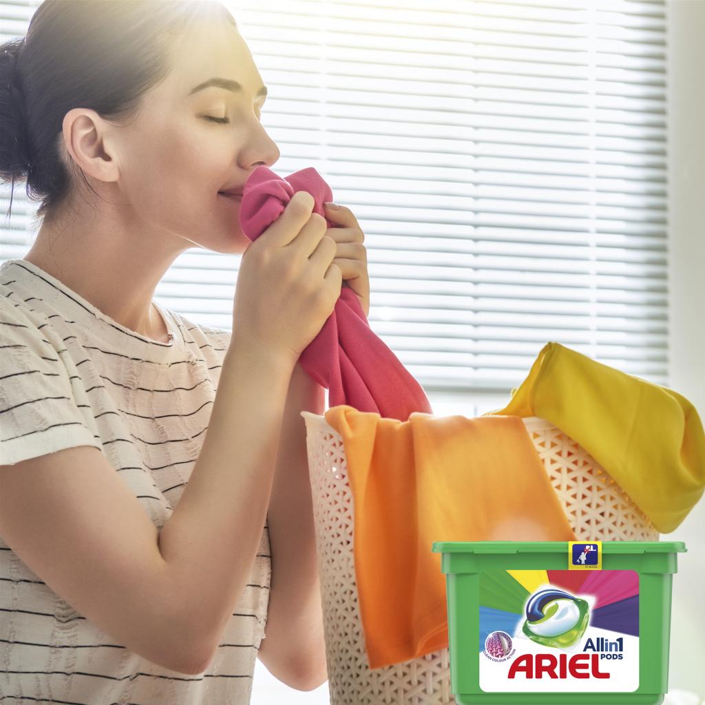 Капсули для прання Ariel Pods Все-в-1 Color 27 шт. (8001090456151) - зображення 4