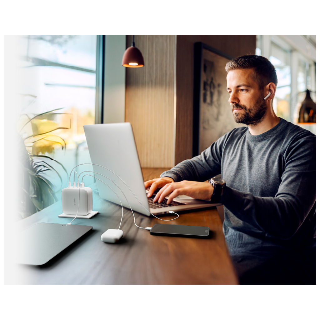 Зарядний пристрій D-Link 3xUSB-C + 1xUSB-A 100W GaN white (DCP-101) - зображення 7