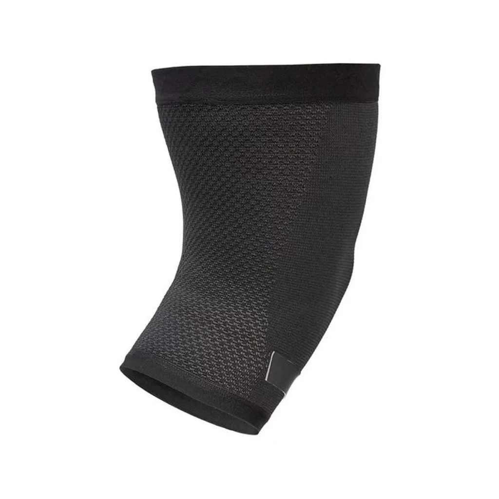 Фіксатор коліна Adidas Performance Knee Support ADSU-13322RD Чорний/Червоний M (885652019347) - зображення 2