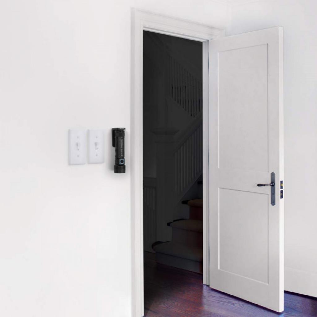 Зарядний пристрій для акумуляторів Olight з магнітним тримачем, кріплення на стіну (L-DOCK KIT) - зображення 7