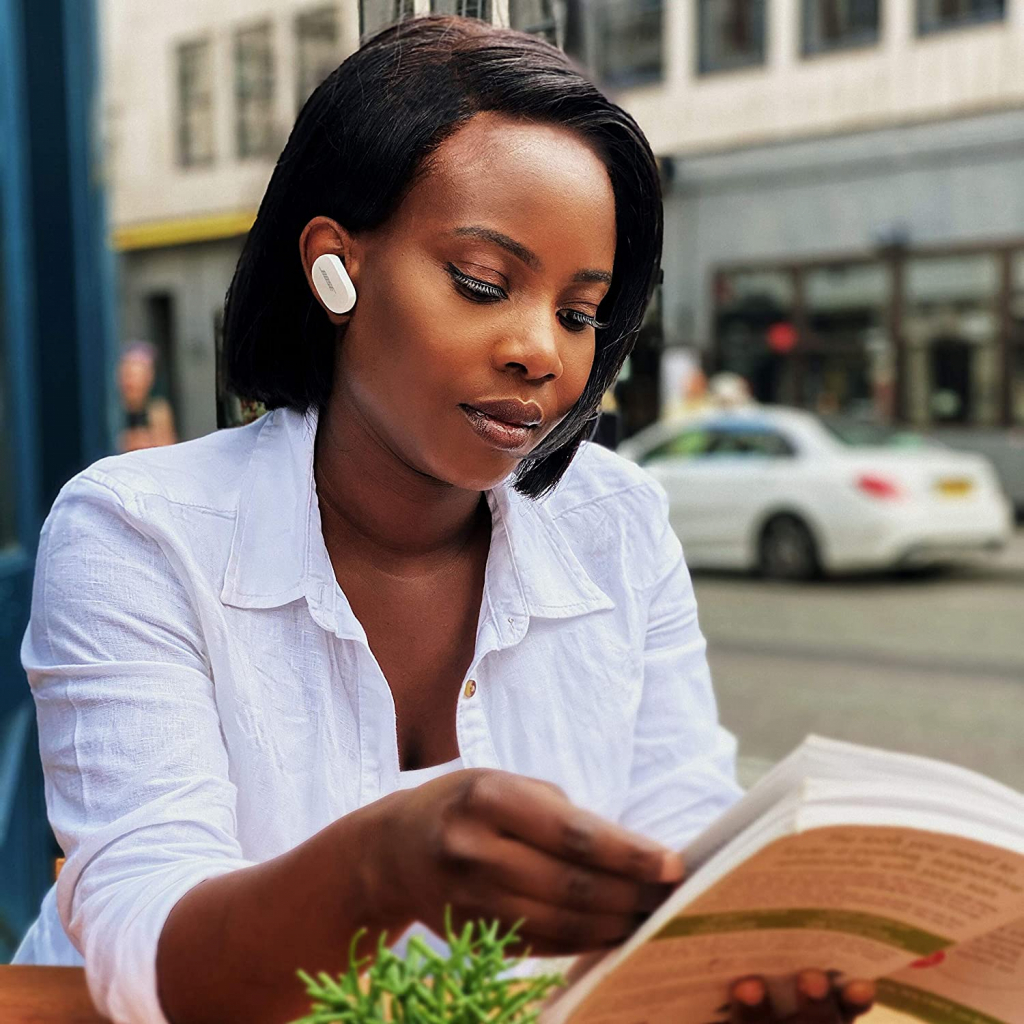 Навушники Bose QuietComfort Earbuds Soapstone (831262-0020) - зображення 8