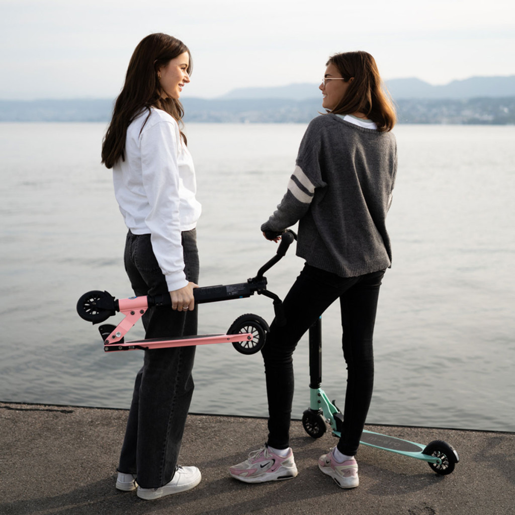 Самокат Micro Sprite Deluxe неоновий рожевий (SA0229) - зображення 9