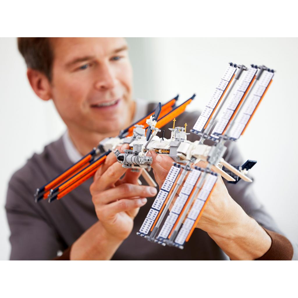 Конструктор LEGO Ideas Міжнародна космічна станція (21321-) - зображення 9