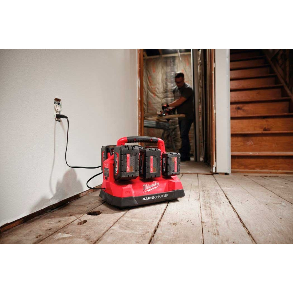 Зарядний пристрій для акумуляторів інструменту Milwaukee M18 PC6 EU (4932480162) - изображение 10