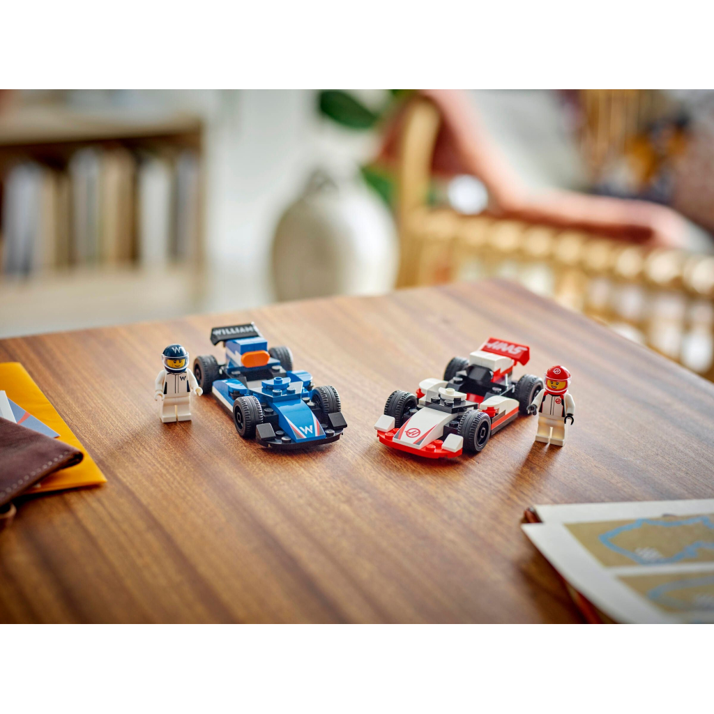 Конструктор LEGO City Автомобілі для перегонів F1 команд Williams Racing та Haas F1 (60464) - зображення 9