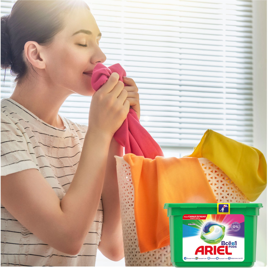 Капсули для прання Ariel Pods Все-в-1 Color 12 шт. (4015600949747) - зображення 4