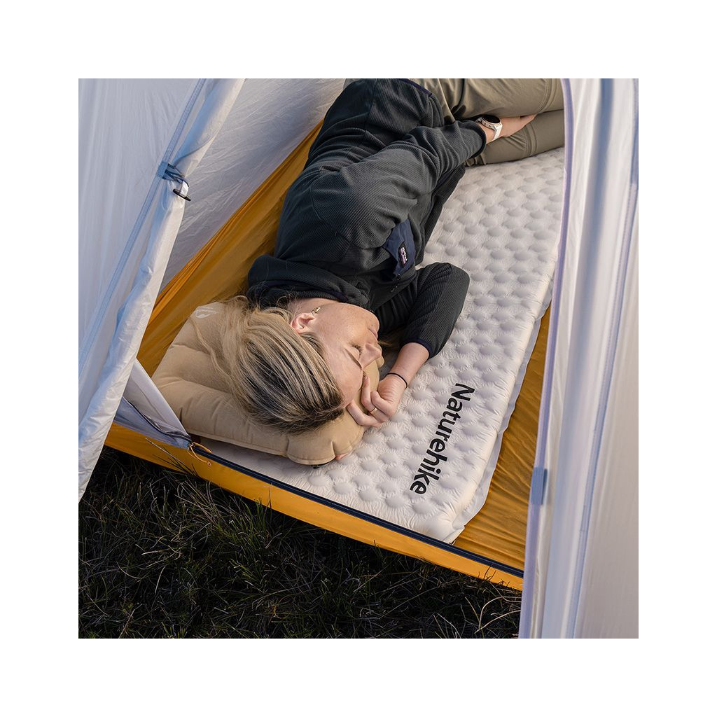 Туристичний килимок Naturehike Самонадувний надлегкий одномісний CNK2300DZ013 35 мм світло-сірий (6976023926976) - изображение 3