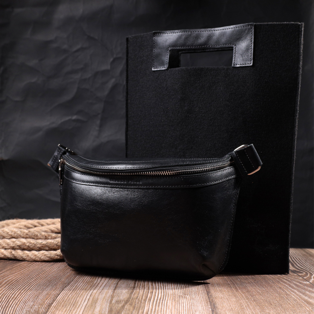 Сумка Grande Pelle Шкіряна бананка унісекс Чорна (22813) - зображення 11