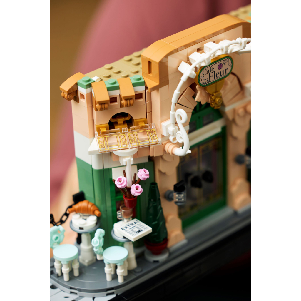 Конструктор LEGO Icons Французька кав'ярня (10362) - зображення 9