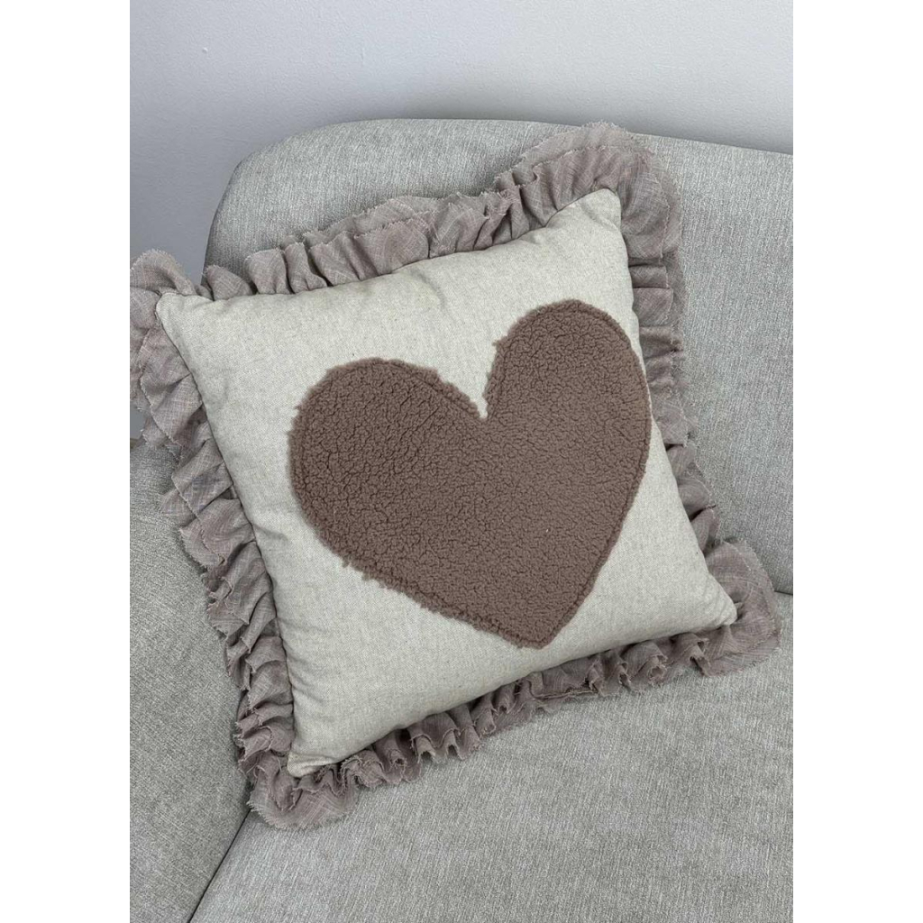 Подушка Прованс декоративна з оборкою Серце 45х45 см (033317) - зображення 1