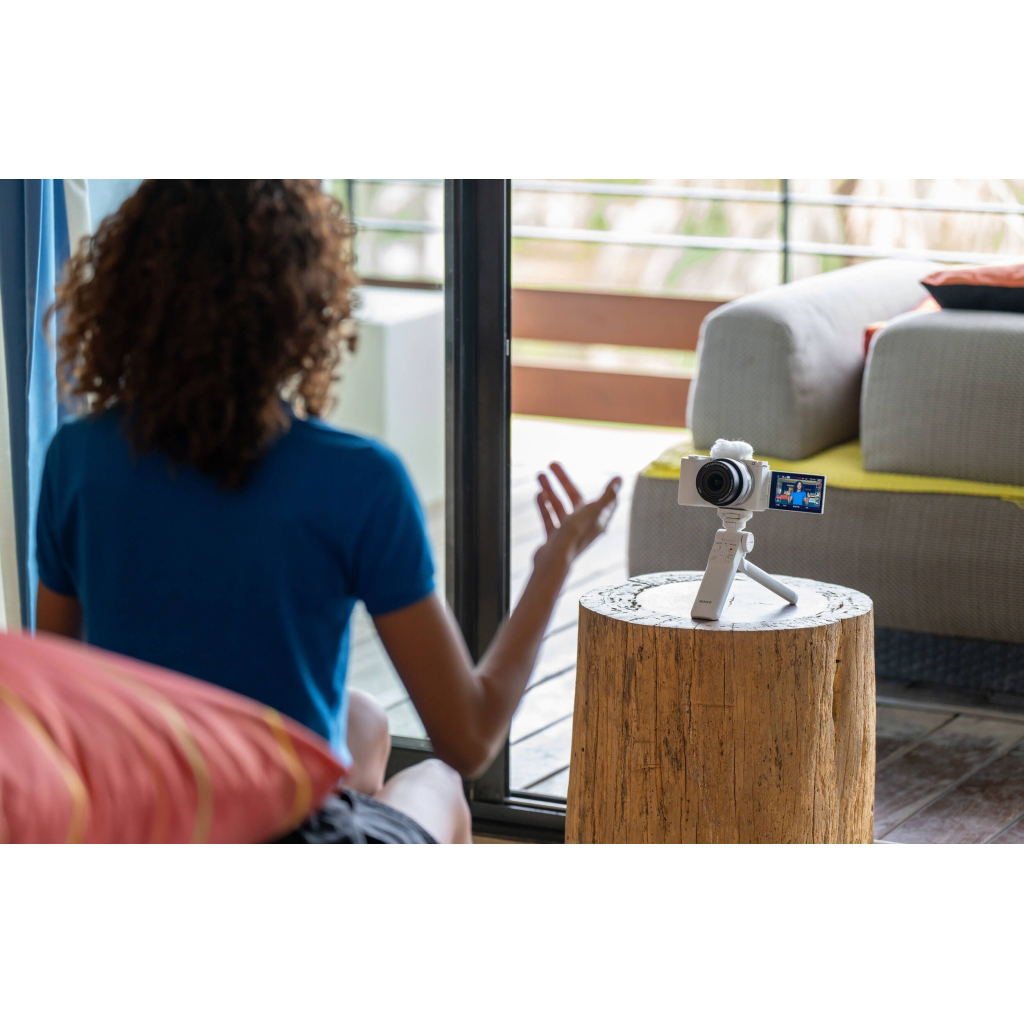 Цифровий фотоапарат Sony Alpha ZV-E10M2 kit 16-50mm White (ZVE10M2KW.CEC) - изображение 9