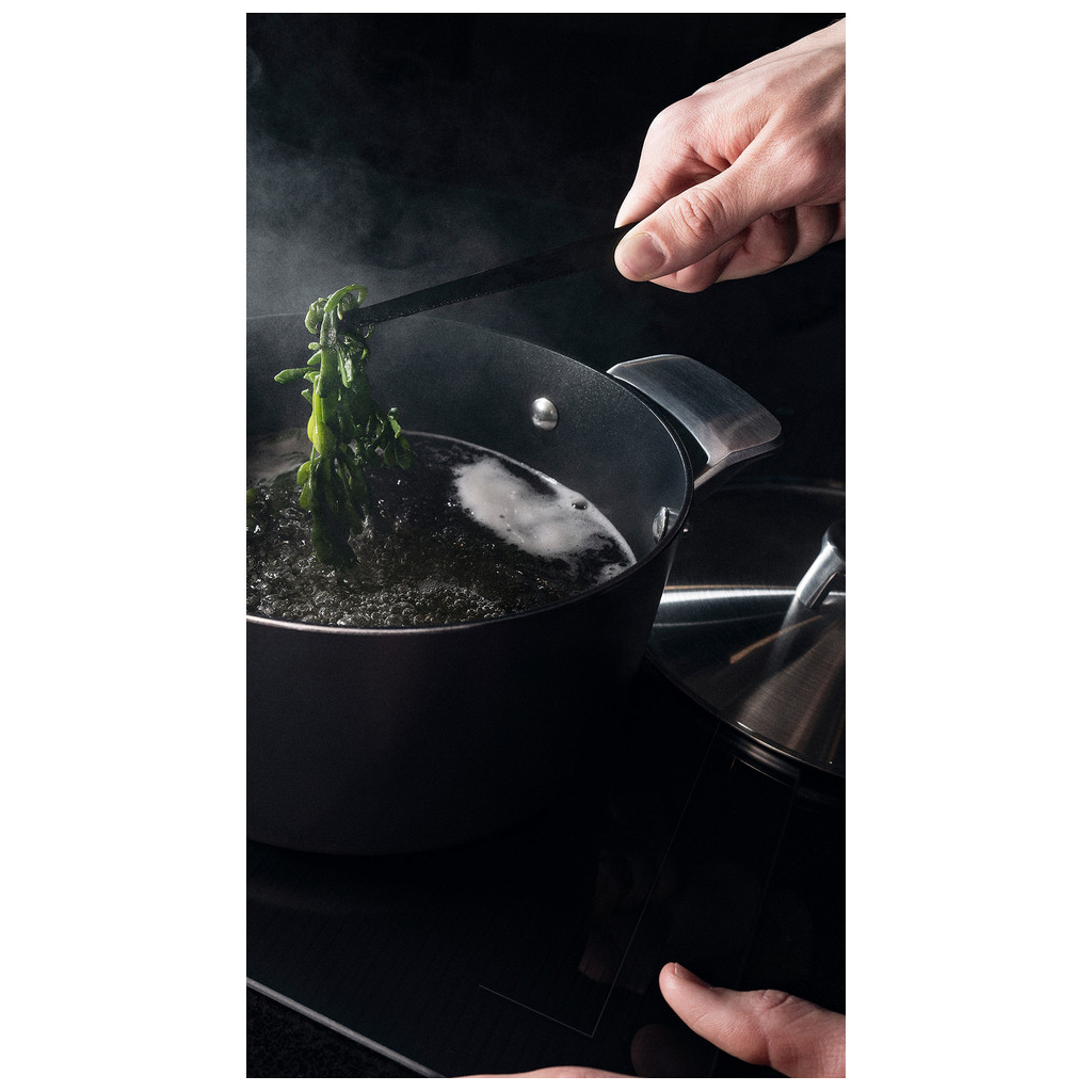 Каструля Fiskars Taiten з кришкою 3,5 л (1066952) - зображення 8