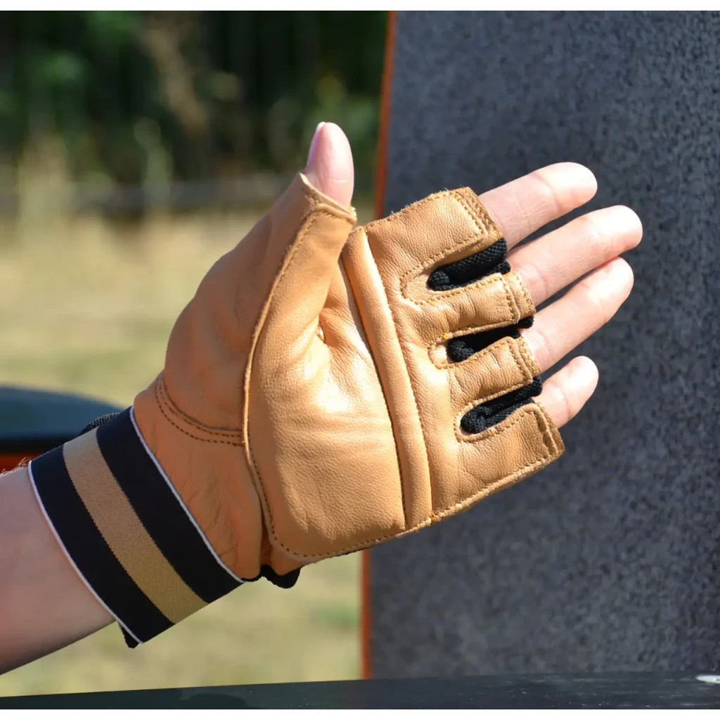 Рукавички для фітнесу MadMax MFG-248 Clasic Brown S (MFG-248-Brown_S) - зображення 3